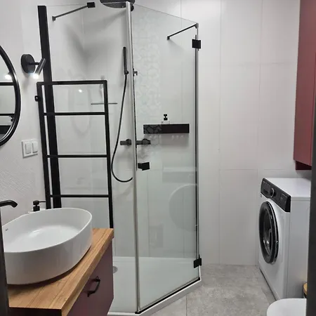 Apartament Z Widokiem Na Dom Oficera