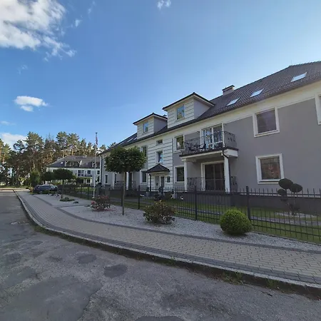 Z Widokiem Na Dom Oficera