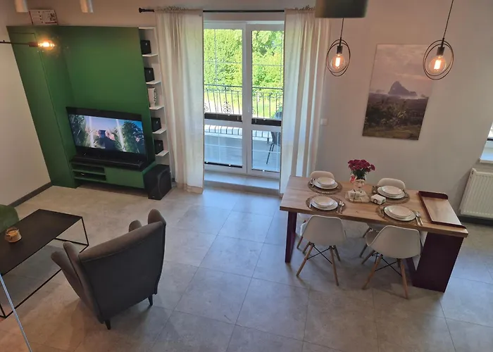 Z Widokiem Na Dom Oficera Appartement Borne Sulinowo